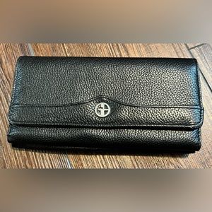Giani Bernini trifold leather wallet. Black.